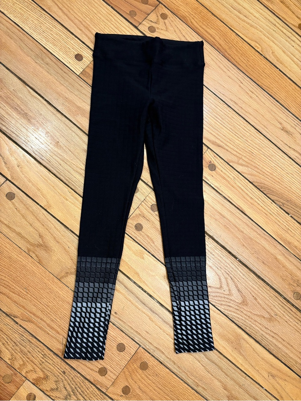 Koral Black Gradient Pattern workout athletic luxury yoga Leggings size small